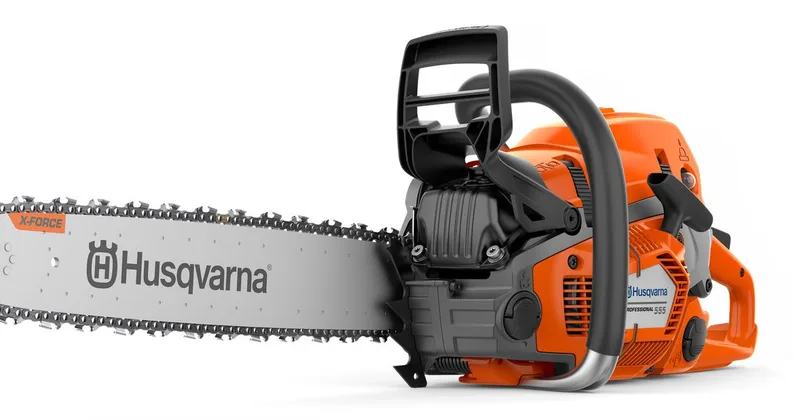 Husqvarna 555 chainsaw